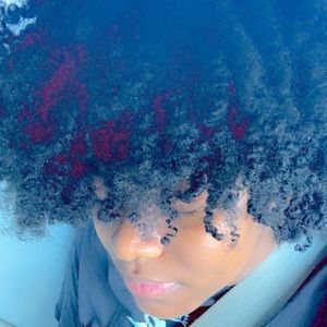 Meet your Posher, Mya